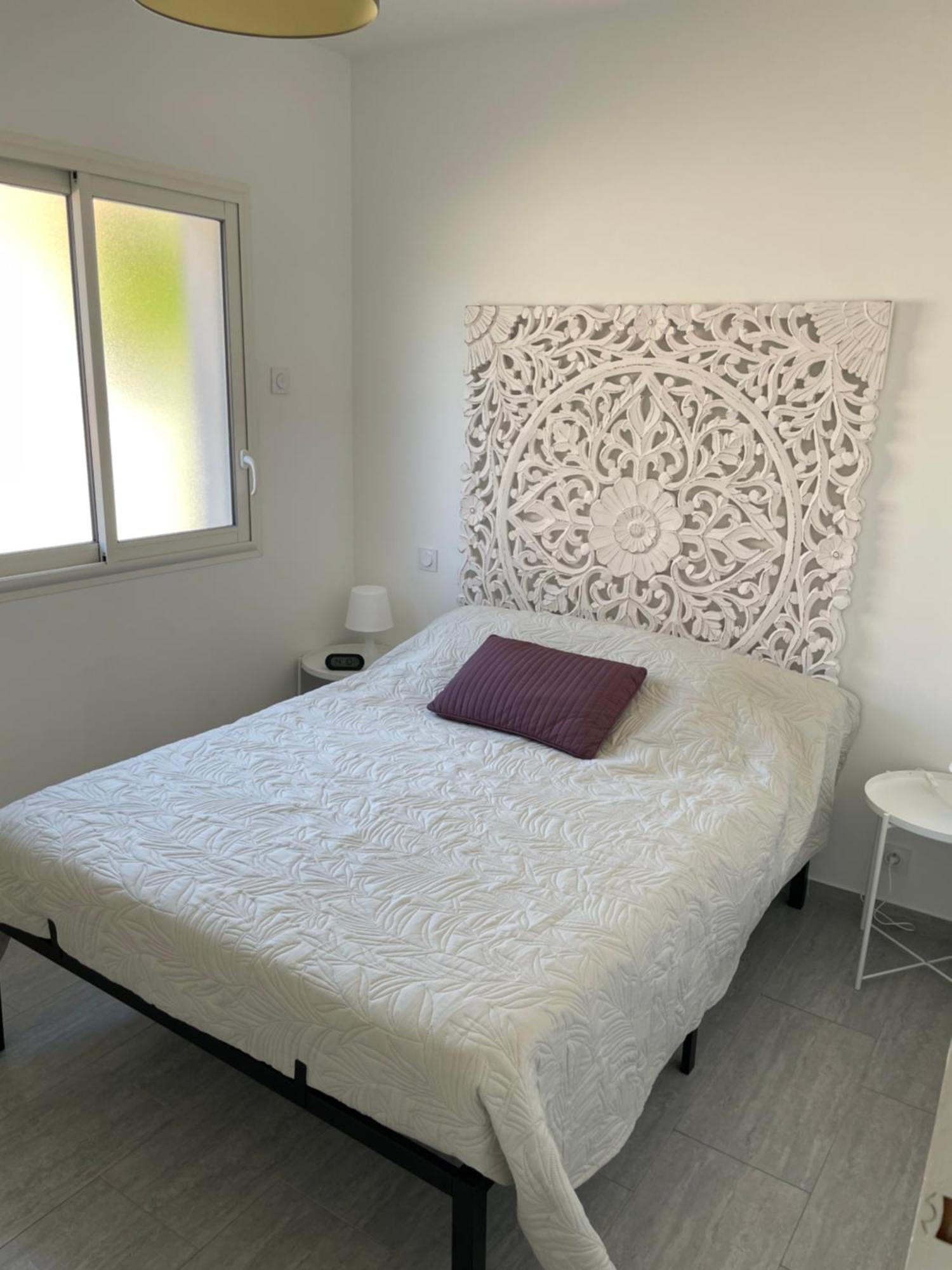 Appartement T2 Avec Terrasse Et Cour Cavaillon Bagian luar foto