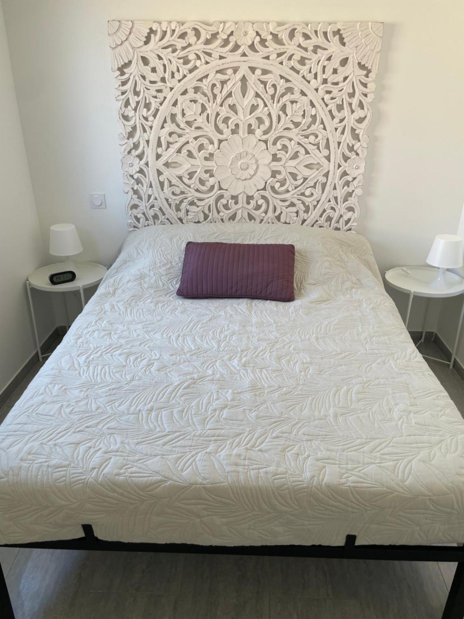 Appartement T2 Avec Terrasse Et Cour Cavaillon Bagian luar foto